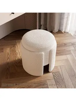ins Nordic light луксозен тоалетка табуретка модерен минималистичен стол за грим, уютна спалня, малък апартамент, изчистен грим с облегалка