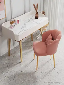 Стол за грим домашна момиче спалня облегалка маникюр, стол с листенца от модерен минималистичен скрин табуретка лесен луксозен чист червен